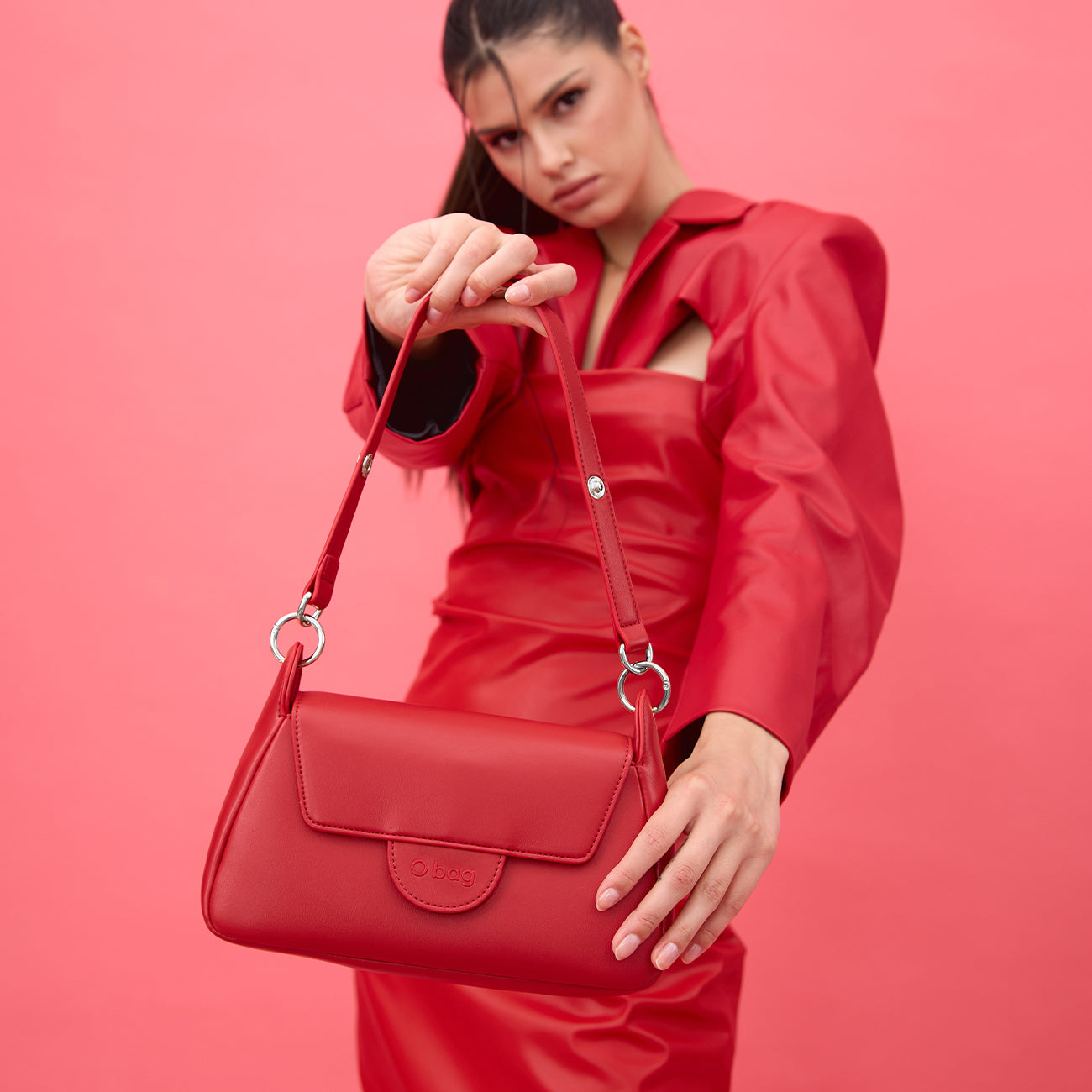Scarlet_red